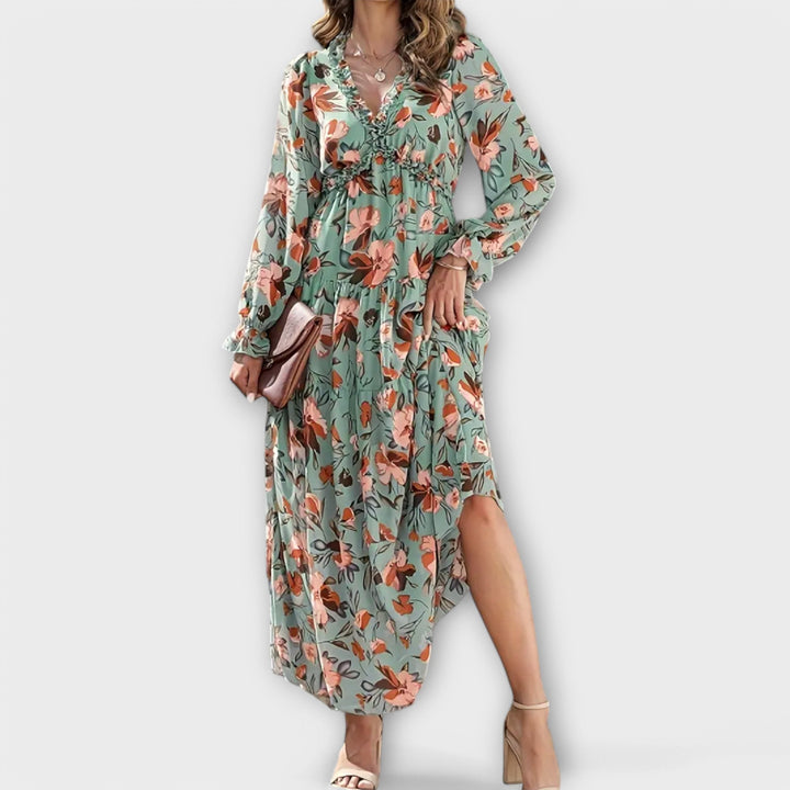 Rosamund — Women&