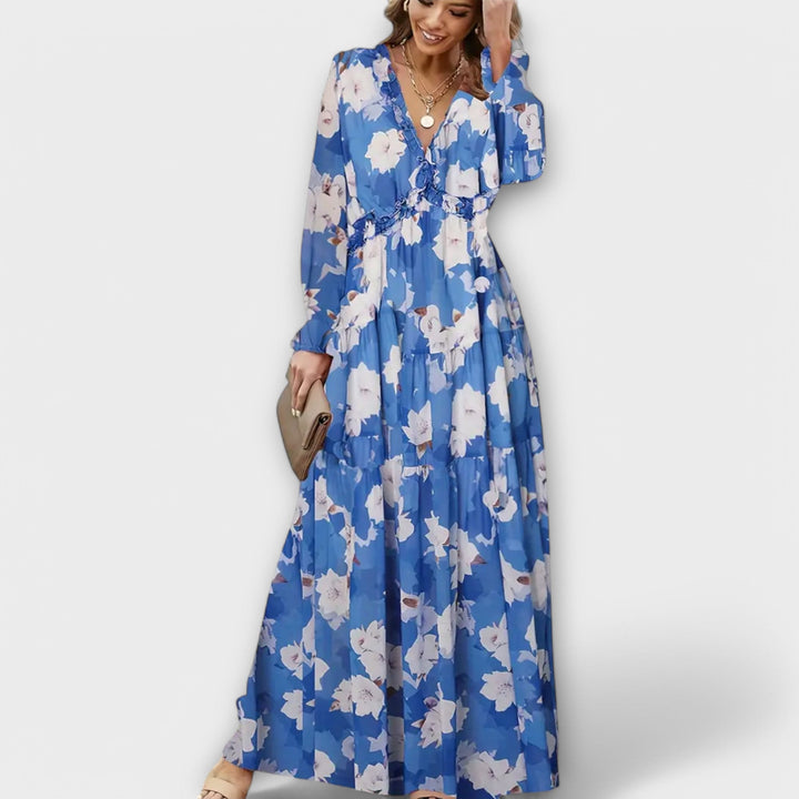 Rosamund — Women&