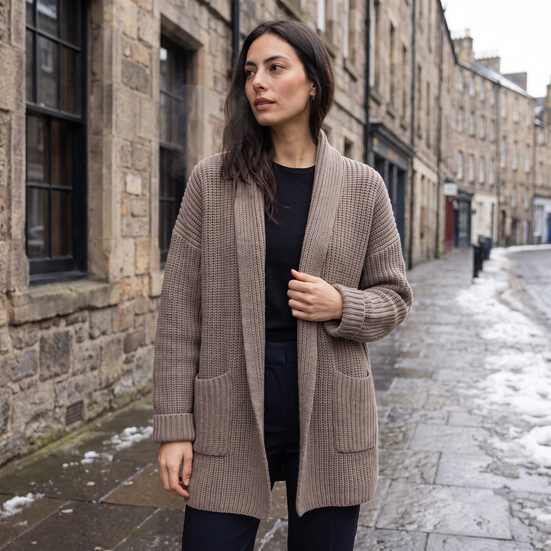 Henriette — Women&