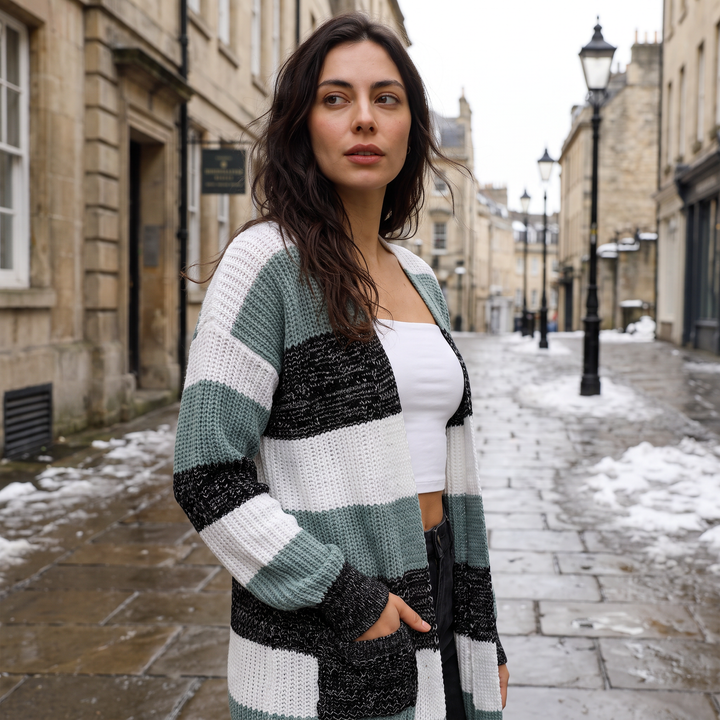 Fia — Women&