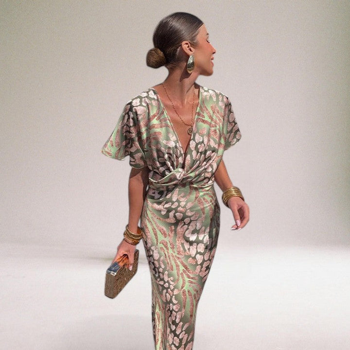 Genevieve — Women&